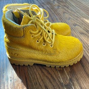 Akid brand faux pony hair boots